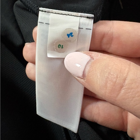 Athleta Venice Flare Athletic Leggings NWOT Black Size M - Picture 10 of 14